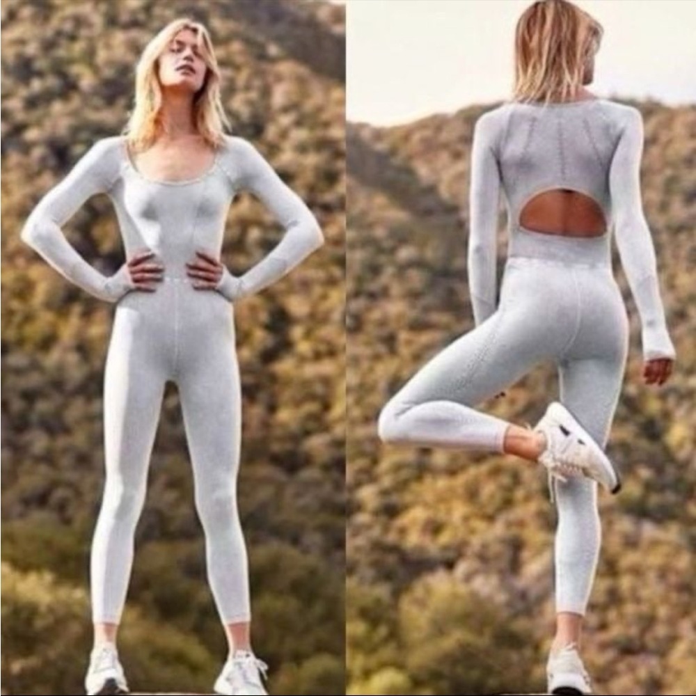 New FP Movement Women's Good Karma Long-Sleeve Onesie Size XS/S in Ice‎ Gray